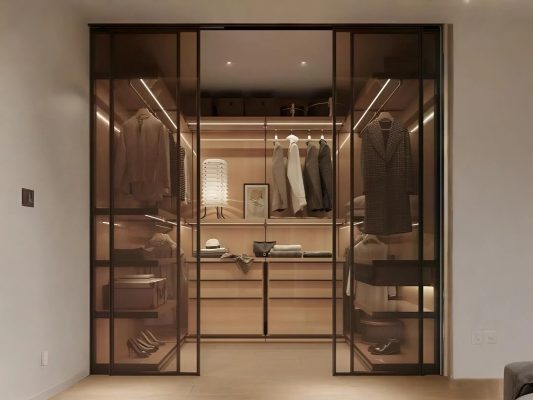 5 Ý tưởng thiết kế phòng ngủ hiện đại với cửa lùa slim không ray dưới