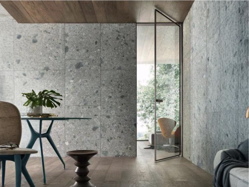 So sánh cửa nhôm Anode Slim mở quay nội thất và cửa mở quay truyền thống